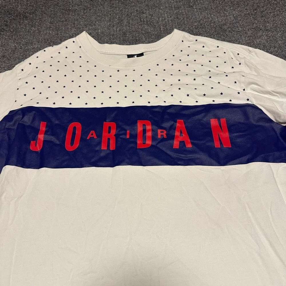 Jordan Mens Long Sleeve Stars and Stripes Graphic T-Shirt XL White Navy 1992